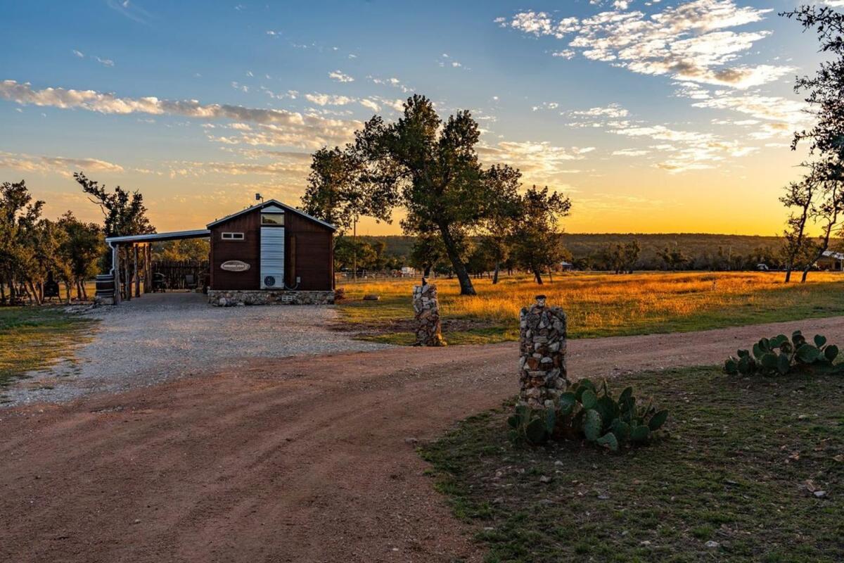 Rockin' R - Morning Star Cabin Fredericksburg Extérieur photo