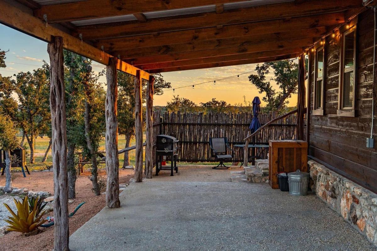 Rockin' R - Morning Star Cabin Fredericksburg Extérieur photo