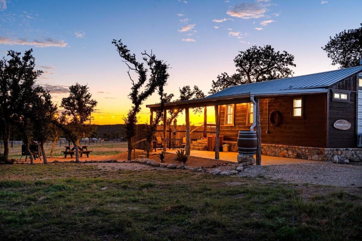 Rockin' R - Morning Star Cabin Fredericksburg Extérieur photo